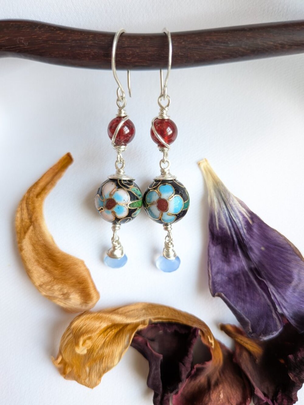 Vintage Cloisonne Earrings with Garnet and Chalcedony in Sterling Silver - Picture 12 of 14